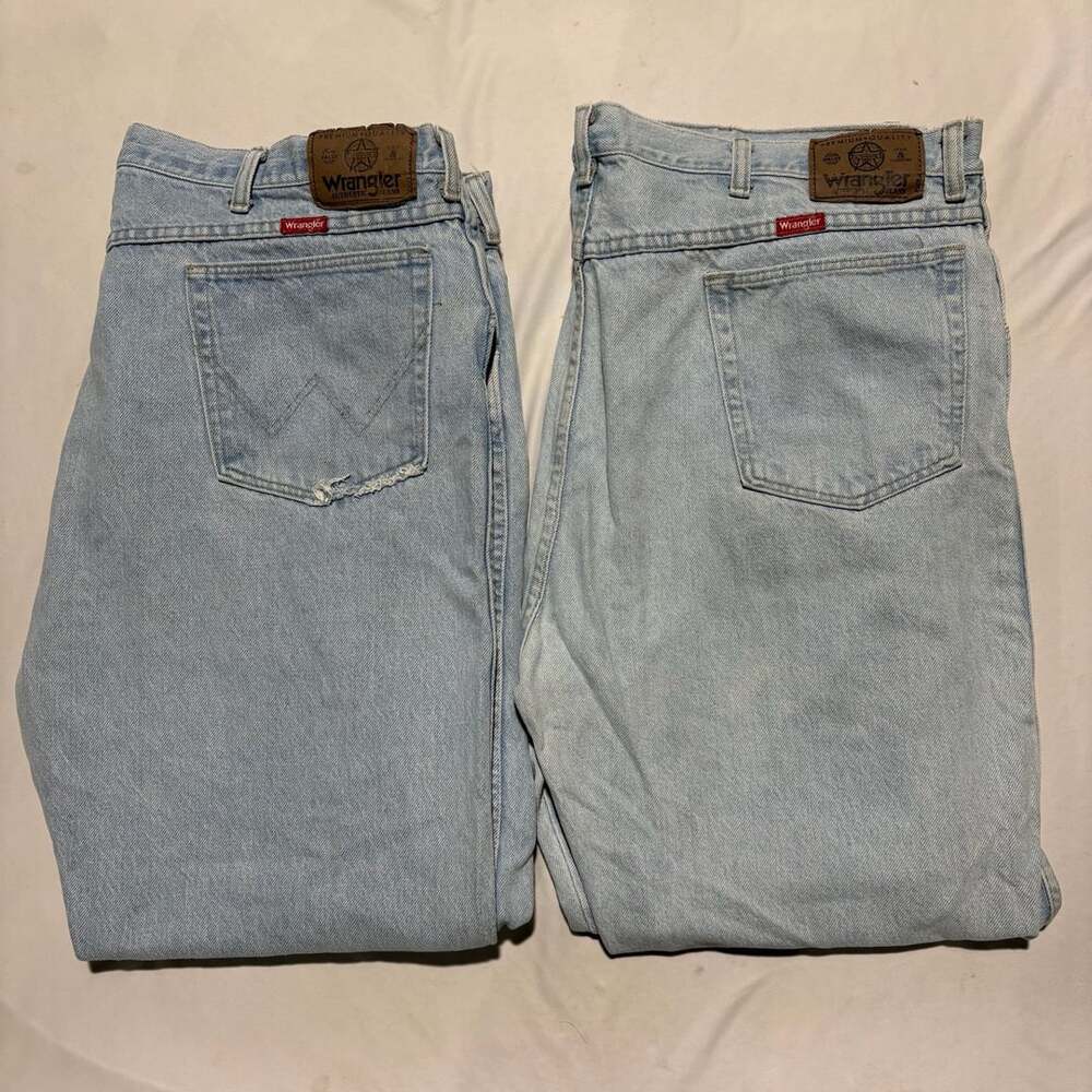 Lot Of 2 Vtg 90s Wrangler Jeans Men 40/28 Made in USA Light Wash